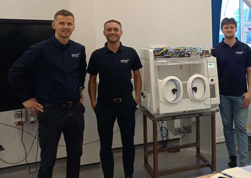 Mason Technology service engineers on a training course at Don Whitley Scientific