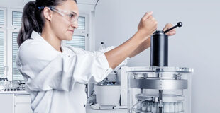 Freeze Drying in the Laboratory - Tips and Tricks